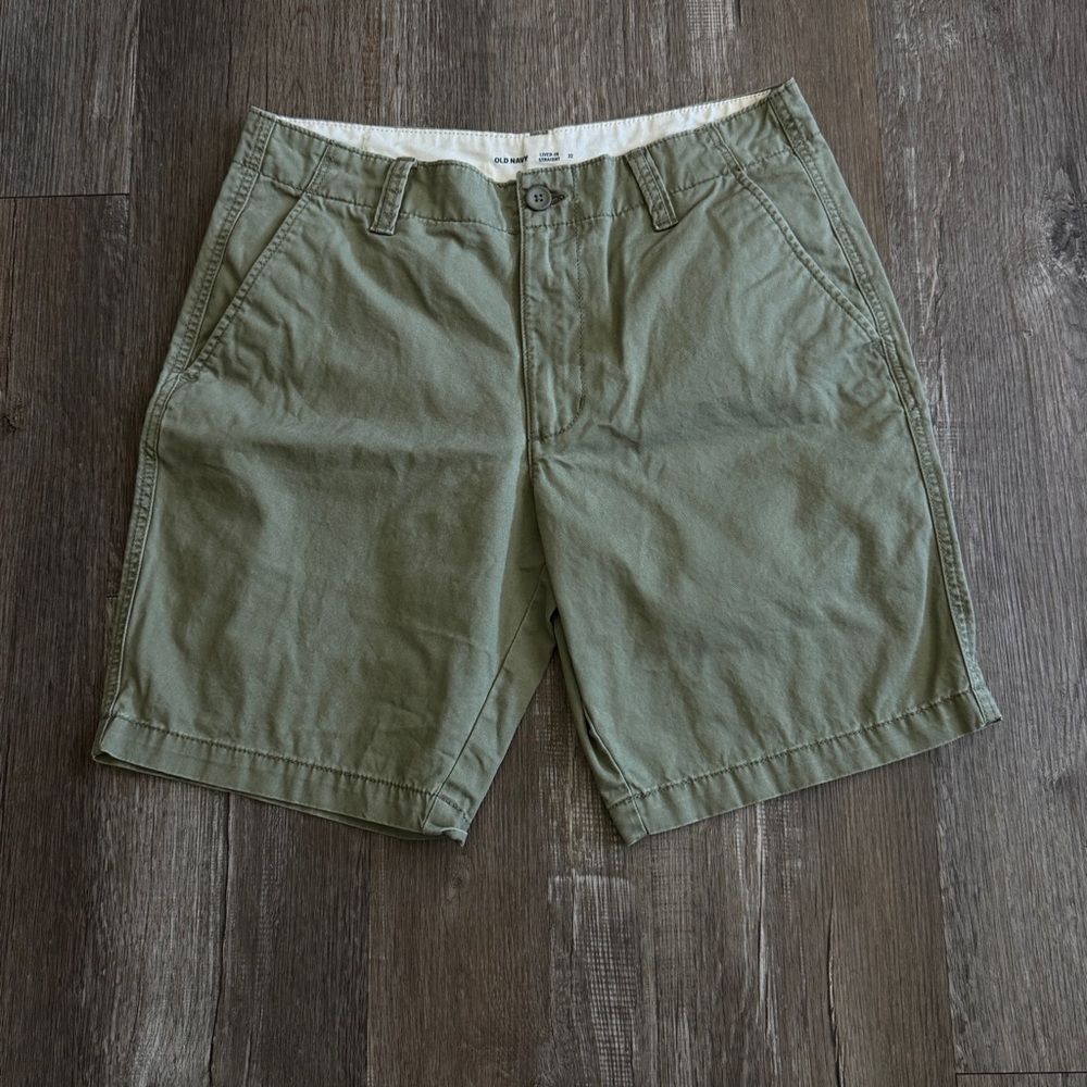 Old Navy Olive Green Men's Shorts Size 32
